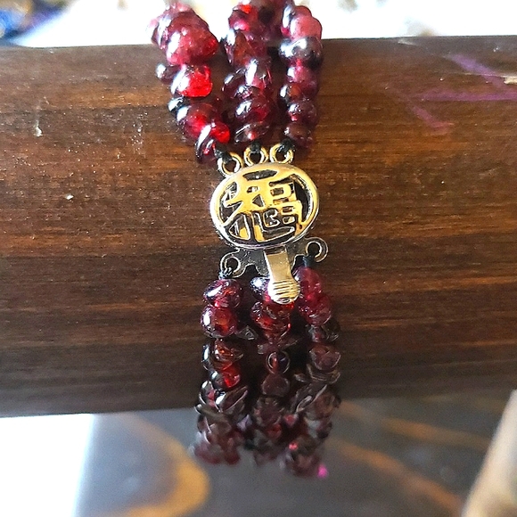Triple Strand Garnet Stone Bracelet w/ Sterling Silver Asian Clasp - Picture 2 of 6